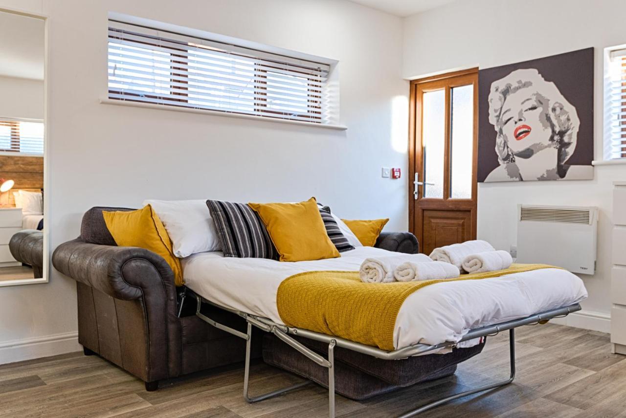 En-Suite, Parking, Fully Equipped Kitchen! Swansea Exteriér fotografie